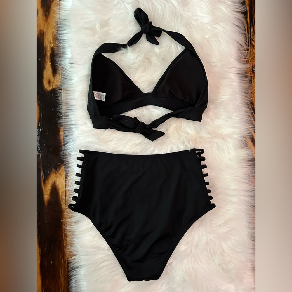Bikini set - Picture 3 of 4